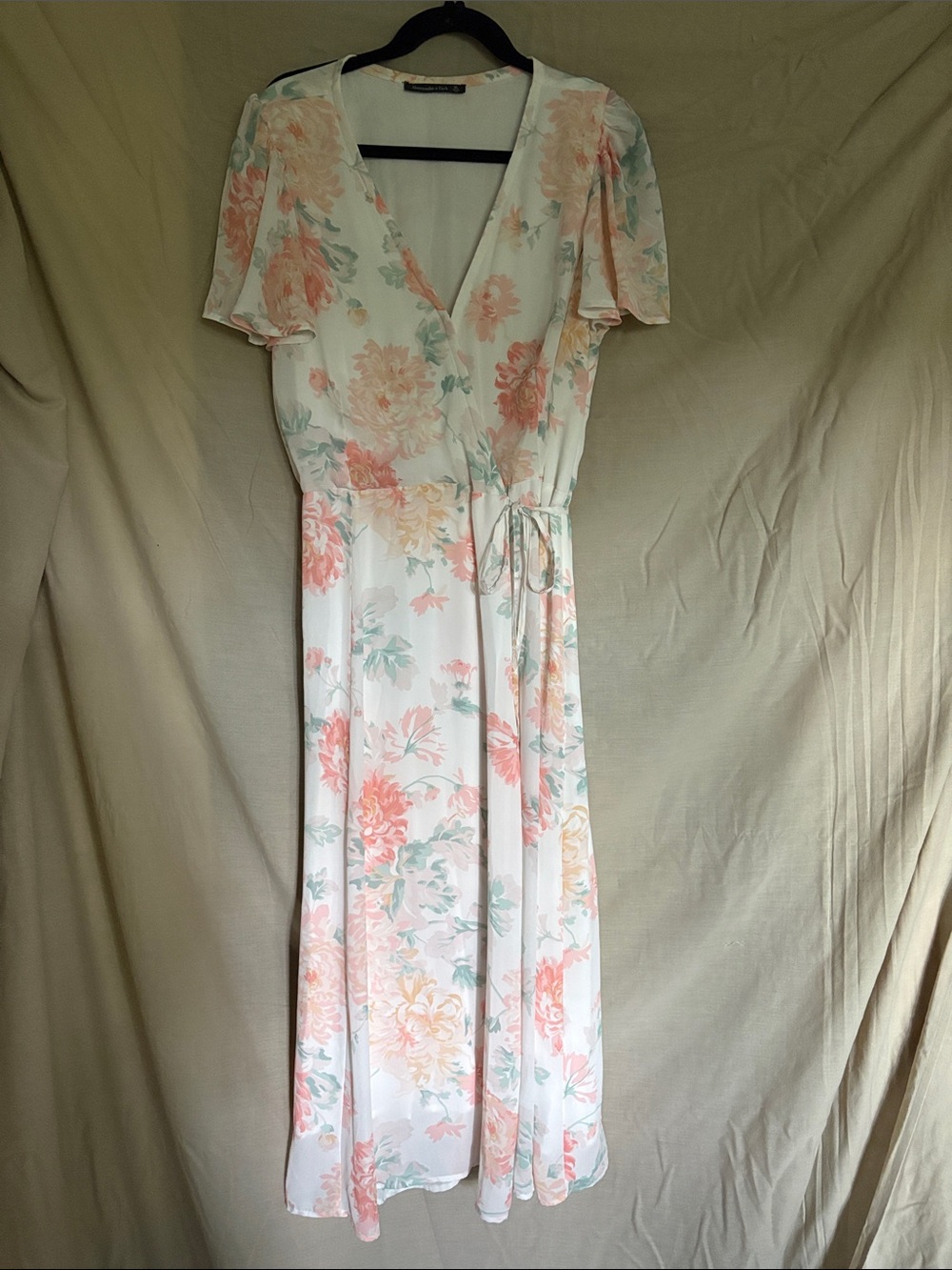 Abercrombie & Fitch Floral Wrap Maxi Dress in Cream, Peach and Mint